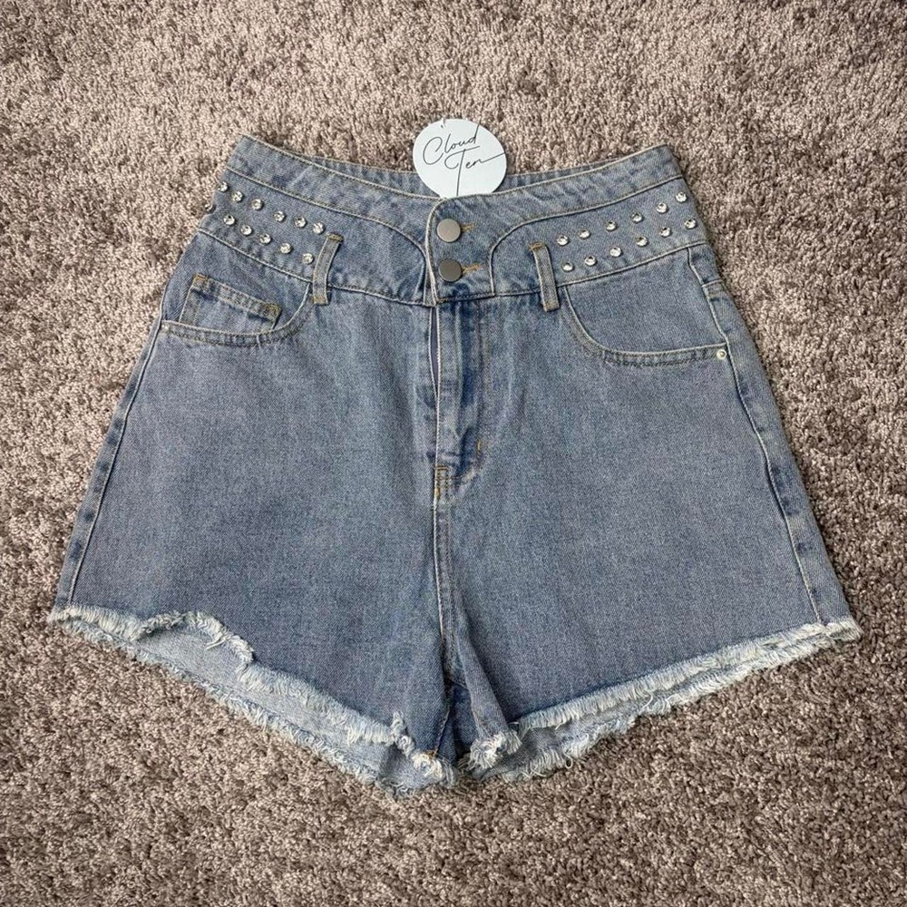 Cloud 10 studded Y2K denim shorts S